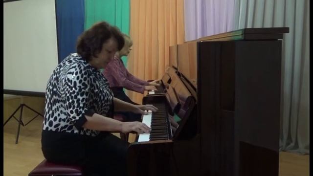 Афанасьева Татьяна и Сосонюк Татьяна. А. Хачатурян "Танец с саблями" смотреть онлайн