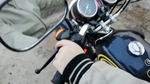 КАК НАУЧИТЬСЯ ТРОГАТЬСЯ С МЕСТА НА МОПЕДЕ?