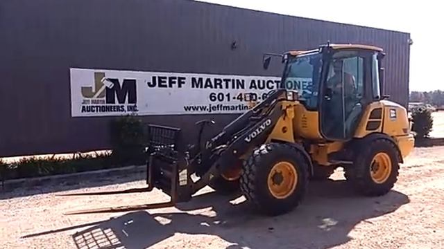 2012 VOLVO L20F WHEEL LOADER смотреть онлайн