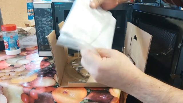 Микроволновая печь Comfee CMG207E03S смотреть онлайн