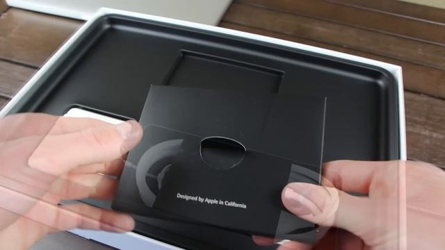 New Retina MacBook Pro: Unboxing 15 Inch and Overview (2013) смотреть онлайн