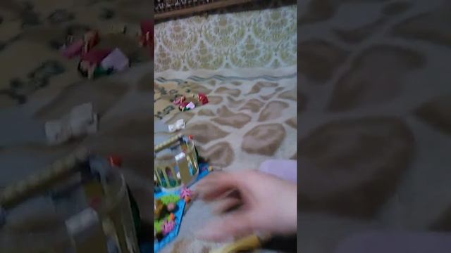 МИРАСЛАВА строит ЛЕГО вместе с мамой ))))))