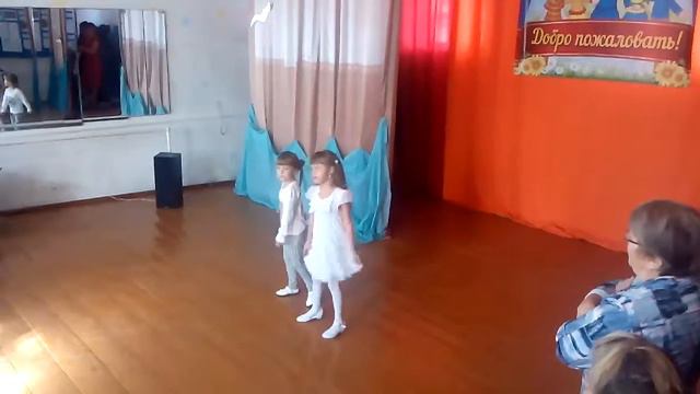 Песня Модница смотреть онлайн