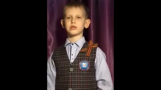 С. Пивоваров «У обелиска» смотреть онлайн