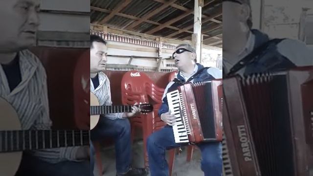 Tio Jorge y Miguel Zapata -Botalcura смотреть онлайн