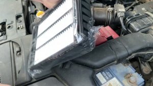 Очень просто поменять воздушный фильтр в Митсубиси Лансер 10 / Замена воздушного фильтра в MLX