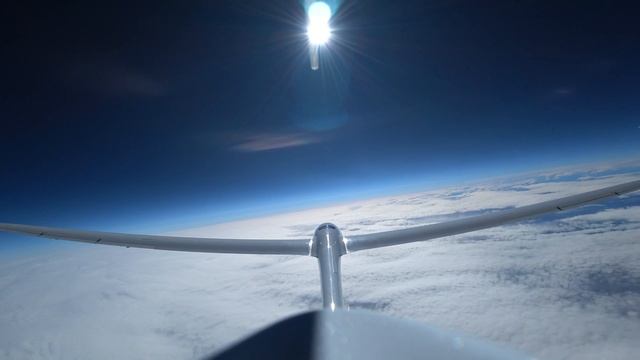 Rare Footage of Perlan Clouds on an Airbus Perlan Mission II Flight смотреть онлайн