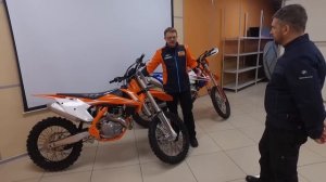 Мотоцикл для кросса и для эндуро - в чём разница?