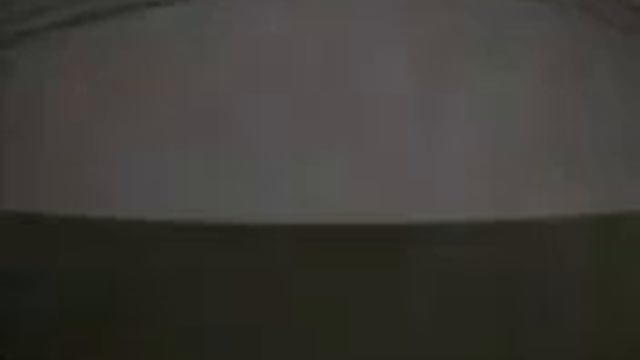 пришел с работы. эта тварь вонючку свою открыла! переоделся пошел в душ. тварь ждет подкарауливает смотреть онлайн