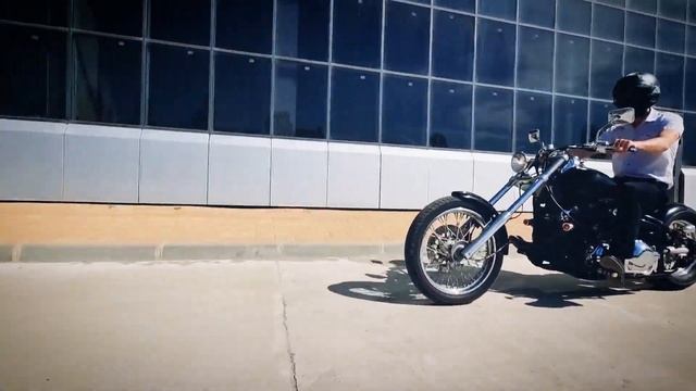 Yamaha DragStar 400 Bobber смотреть онлайн