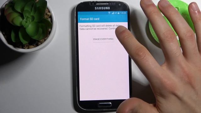How to Format SD Card in SAMSUNG Galaxy S4 – Erase External Memory смотреть онлайн