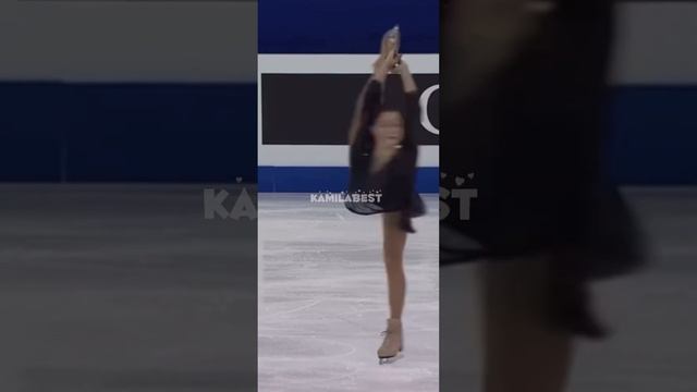 2 совершенно разных болеро,от двух талантливых девчонок#фигурноекатание #валиева #туктамышева смотреть онлайн