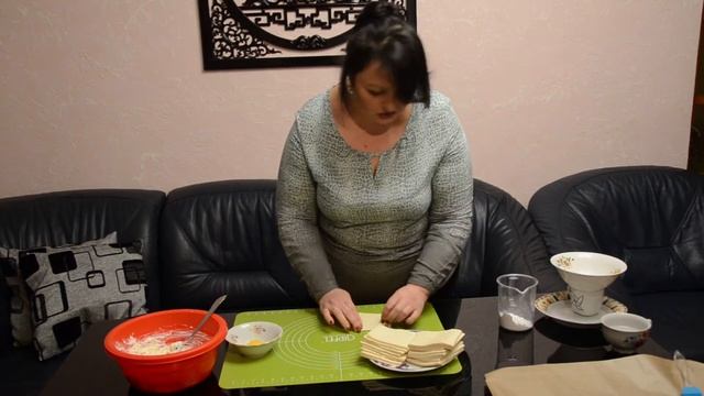 Слойки с творогом и изюмом из слоеного теста! смотреть онлайн
