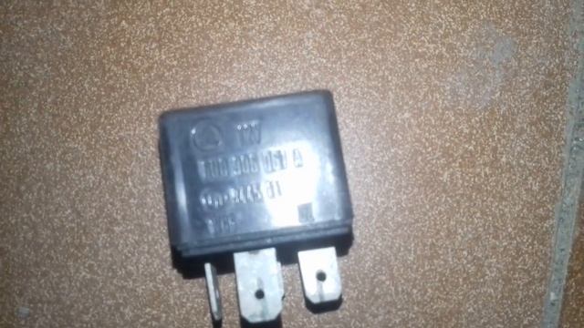 Реле с замыкающим контактом 447 6U0906061A 12V 9445 111 WG6 CZ AUDI смотреть онлайн