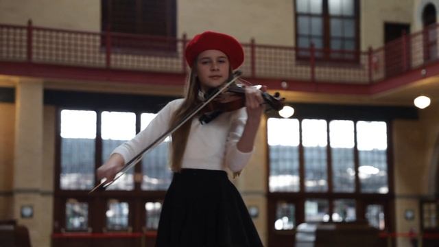 La valse d'Amélie - Yann Tiersen (from “Amelie”) - Violin Cover by Sofia V смотреть онлайн