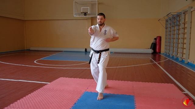 7 8 КЮ. БАЗОВАЯ ЭКЗАМЕНАЦИОННАЯ ТЕХНИКА НА 7-8 КЮ | СПОРТИВНЫЙ КЛУБ КИОКУСИНАКАЙ КАРАТЭ «ИППОН» смотреть онлайн