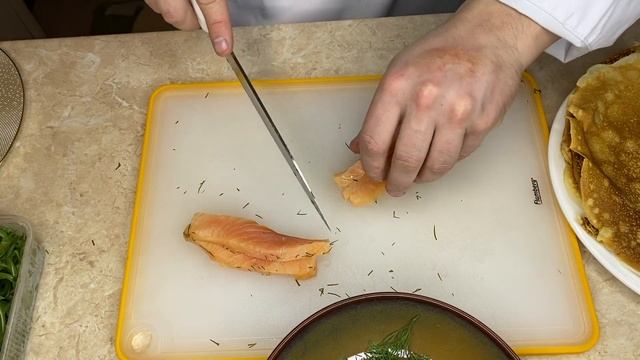 ЛУЧШАЯ Начинка для блинов - Блины со свеклой, семгой и сливочным сыром смотреть онлайн