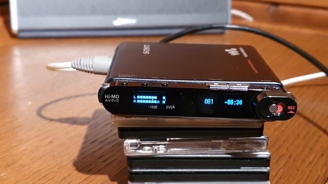 Sony MZ-RH1 HiMD Walkman from 2006 - The Best Portable Mini Disc Player of all times смотреть онлайн