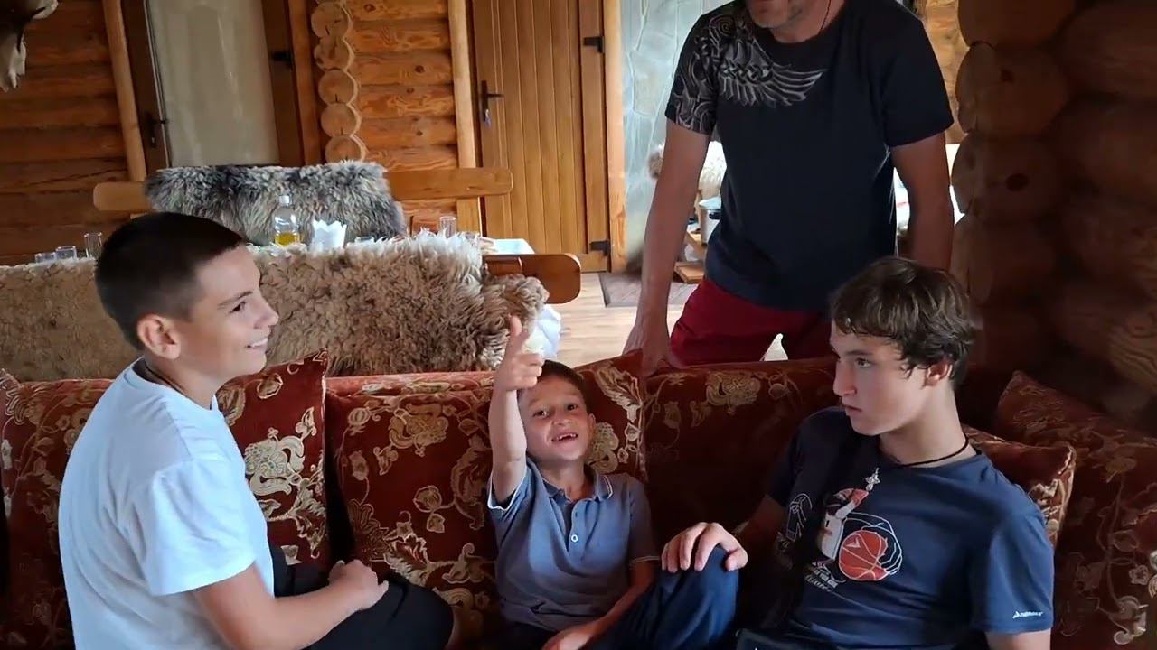 РУССКОЕ ГОСТЕПРИИМСТВО!/ КОМАНДИР С СЕМЬЕЙ В ГОСТЯХ У ЧЕТЫ - ОХОТНИКА ОЛЕГА И ЕГО СУПРУГИ ЛИЛИИ! смотреть онлайн