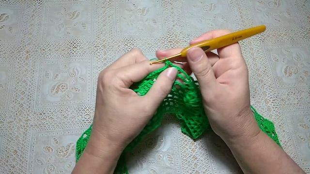 Ажурная круглая кокетка крючком узором Листья Подробный мастер класс по вязанию крючком. смотреть онлайн