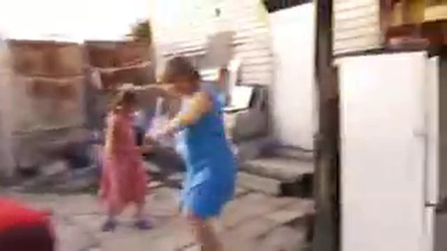 Позитивная песня для женщин смотреть онлайн