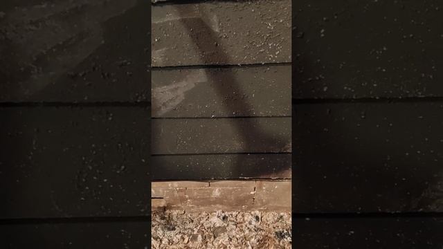 Один из способов избавится от нагара, дëготи в топке котла. смотреть онлайн