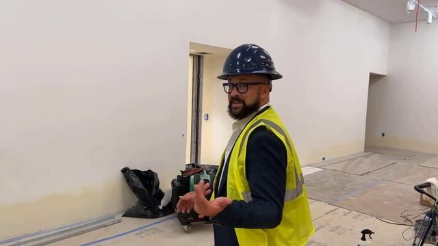 Carolyn Campagna Kleefeld Contemporary Art Museum Gallery Tour смотреть онлайн