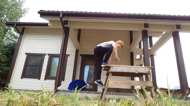 Как сделать сальто с высоты 1 метр | это моя тренировка но сможешь и ты! смотреть онлайн