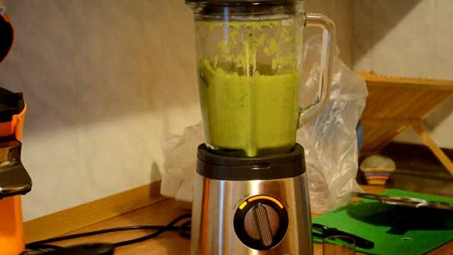 Master of Soupe - Blender Philips - HR2096/00 - 800W (1080p) смотреть онлайн