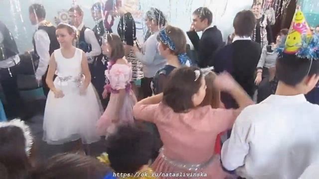 Новогодний утренник в Керченской специальной школе-интернате 26.12.2018 г. смотреть онлайн