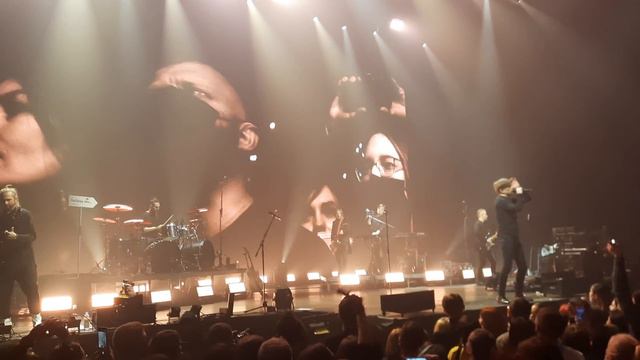 Выйдем из дома "Молитва", Челябинск, 15.11.2020 Всё, кроме любви, так далеко...., #ВыйдемИзДома смотреть онлайн