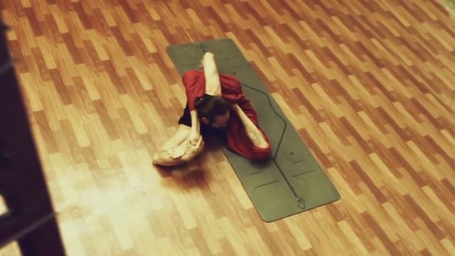 HATHA YOGA - Body Language / Cat Shanti - Vitaliy Shakirov / 2016 / смотреть онлайн