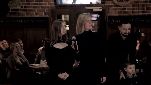 Ведущая - Алёна Маркелова (Новогодние Атмосферные игры 2017) смотреть онлайн