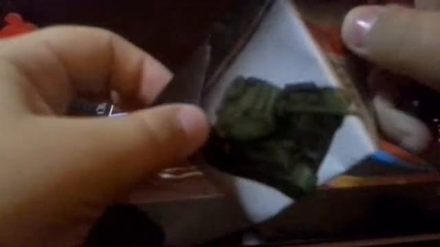 Sweet Box Игрушки Ред(Angry Birds) и Т 34/85 ( World of Tanks ). смотреть онлайн