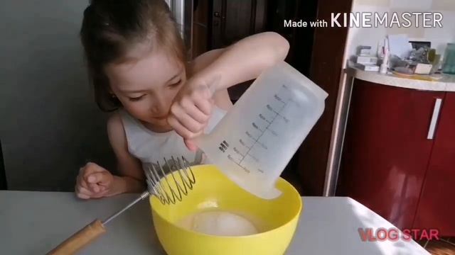 Готовим вафли в советской вафельнице. Очень вкусные и хрустящие?. смотреть онлайн