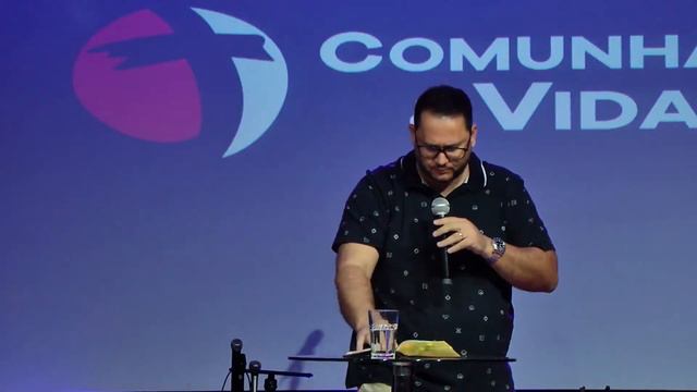 Vida de Vitória | Fernando Morais | Comunhão&Vida 06/08/2023 смотреть онлайн