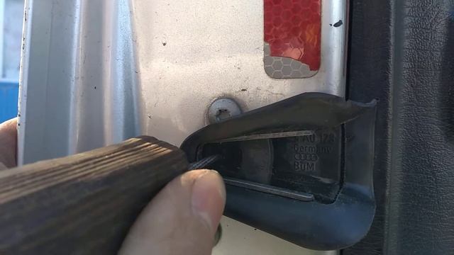 проблема замка водительской двери ауди 100с4 смотреть онлайн