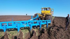 К-700 с новым плугом