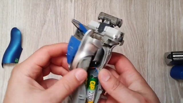 замена акб на бритве Panasonic ES6003