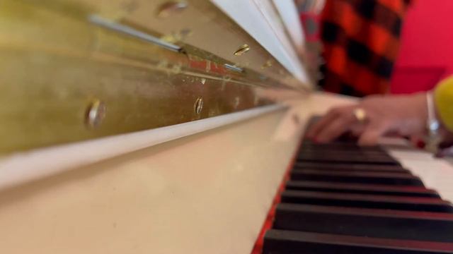 Instrumental piano worship by Thea Wray - Yield not to Temptation by Horatio R Palmer смотреть онлайн
