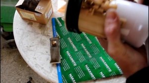 Замена топливного фильтра в бензобаке на Ниссан Икстрейл 2001 года Nissan X Trail