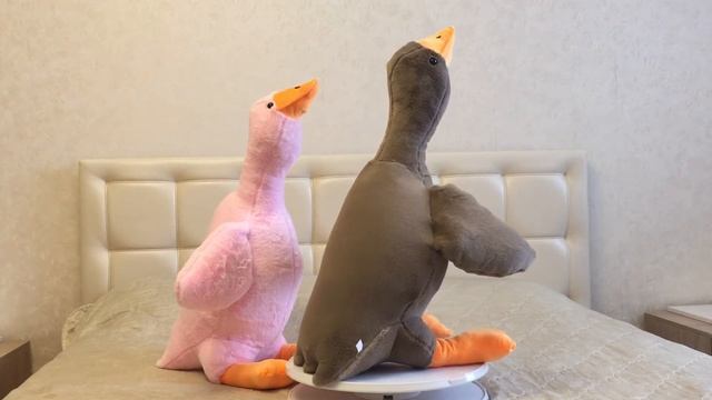 Большие мягкие игрушки Гуси смотреть онлайн