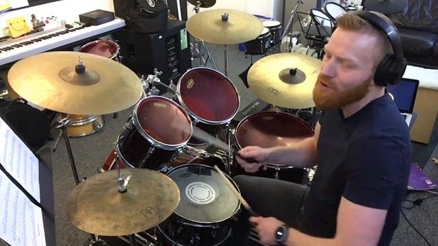 How To Play "I Bet You Look Good On The Dancefloor" by Arctic Monkeys On Drums: Breakdown and Demo смотреть онлайн