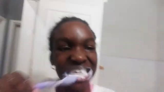 se brosser les dents pendant 1min смотреть онлайн