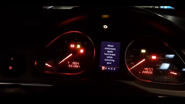 3.0 V6 TDI Start After Removal of High-Pressure Common Rail Pipes смотреть онлайн
