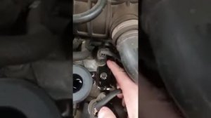 Крышка двигателя H4M