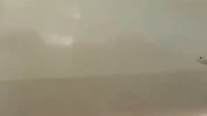 не закрывается дверка холодильника?