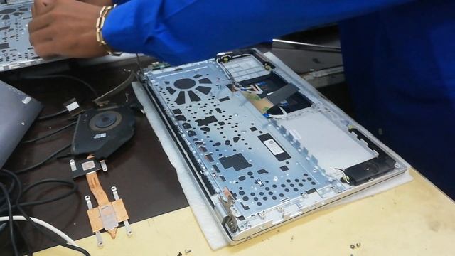 How to change keyboard Asus VivoBook X512F смотреть онлайн