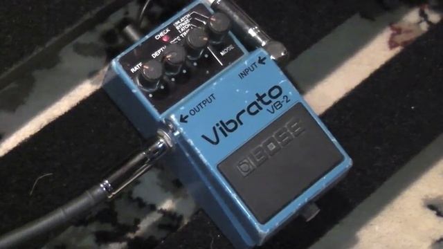 Boss VB-2 Vibrato Pedal Demo