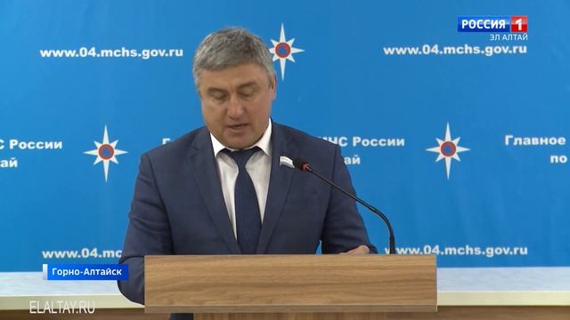 День пожарной охраны: наградами отмечены лучшие огнеборцы Республики Алтай смотреть онлайн